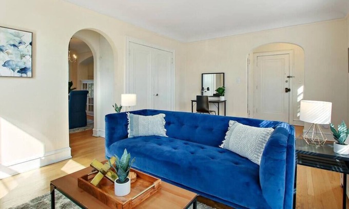 Skokie Apartment | Relaxing 1BR Apt in Downtown Skokie