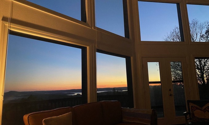 Roland House | Relaxing 3-bedroom house in Roland with panoramic views