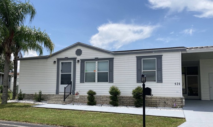 Davenport Cottage | relaxing community near Disney parks