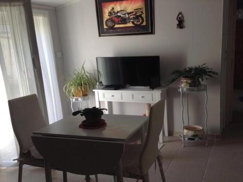 Dax House | Relaxing Garden Retreat in Dax, cleaning included