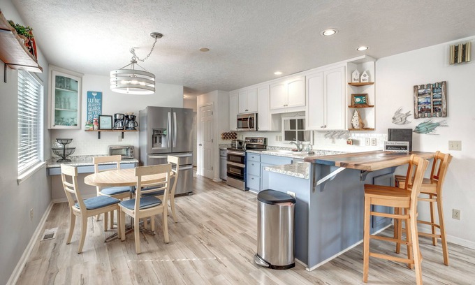 Lincoln City House | Relaxing Lincoln City Coastal Escape Near Beach!
