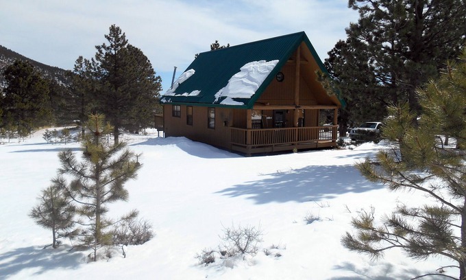 Lyons House | Relaxing Mountain Get-away, Close To Estes Park & Rocky Mountain National Park