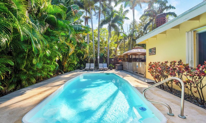 Lauderdale Isles House | Relaxing Oasis: Private Pool Home with Lush Backyard