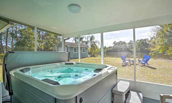 Tropical Gulf Acres House | Relaxing Punta Gorda Getaway w/Fire Pit!