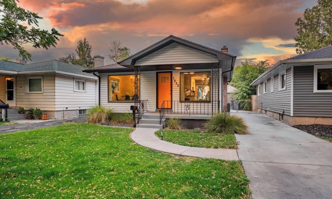Sugar House House | Relaxing & Stylish: Close to Downtown ~ Yard ~ Pkg