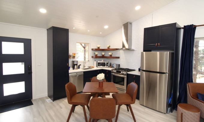 Angel Fire Cabin | Remodeled cabin, fire pit, sledding, king bed, A/C