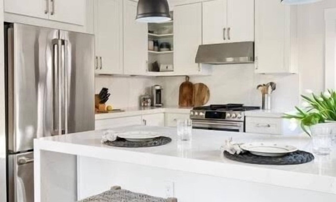Mill Valley Cottage | Remodeled Downtown Cottage
