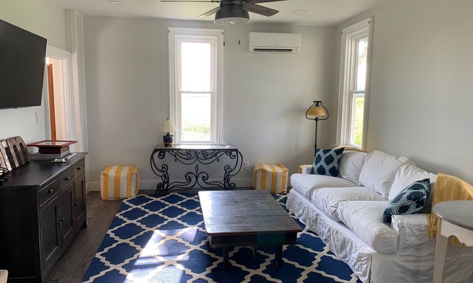 Leiters Ford Other | Remodeled farmhouse 3 miles from Culver Academies