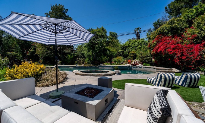 Thousand Oaks House | Remodeled Oasis Retreat w/Pool & Jacuzzi.
