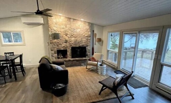 Nevis Cabin | Remodeled Private Lakeside Cabin
