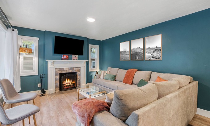 South Salt Lake House | Remodeled & Spacious! KingBeds, HotTub, Firepit, GameRm, HugeBackyard, Mtn Views