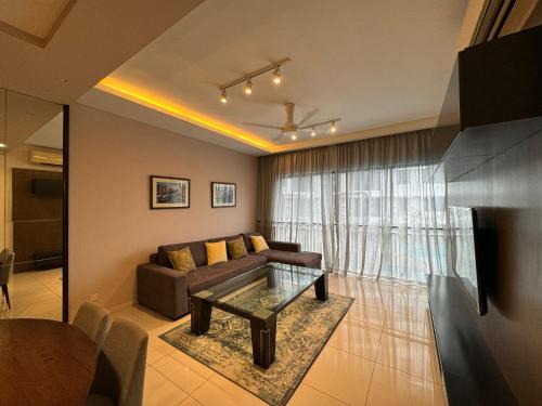 Bukit Jelutong Apartment | Renai Bukit Jelutong Home