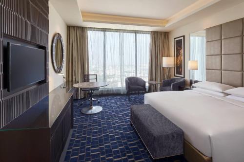 Gandhi Nagar Hotel | Renaissance Bengaluru Race Course Hotel