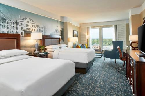 Montgomery Hotel | Renaissance Montgomery Hotel & Spa at the Convention Center