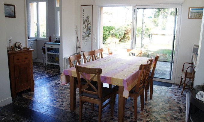 Merville-Franceville-Plage House | Renovated 1930 villa 600m from the sea