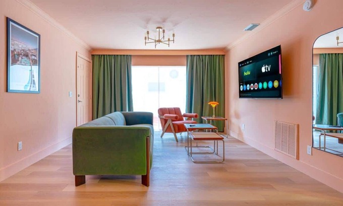 Bay Esplanade Apartment | Renovated 2025 - Retro Beach Oasis with Color Pop