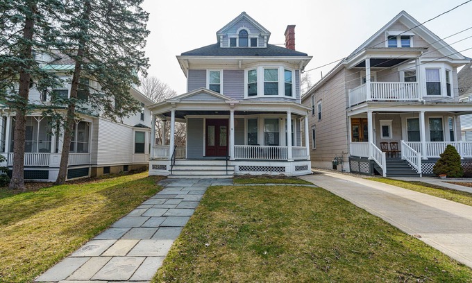 Albany Apartment | Renovated 3br/2ba, close to Alb Med & St. Petes.