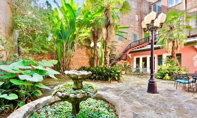 Arts/Warehouse District Condo | Renovated Arts District Townhouse Steps to FQ