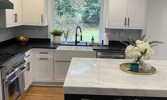Augusta House | RENOVATED Augusta home .7mi WALK to the NATIONAL! RARE FIND!