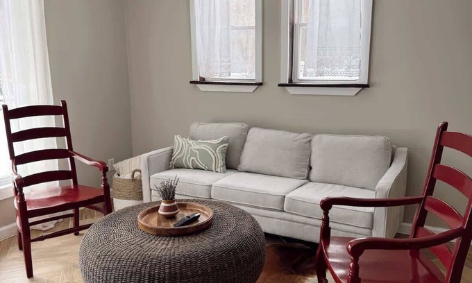 Lanesville Apartment | Renovated Barnhouse Escape