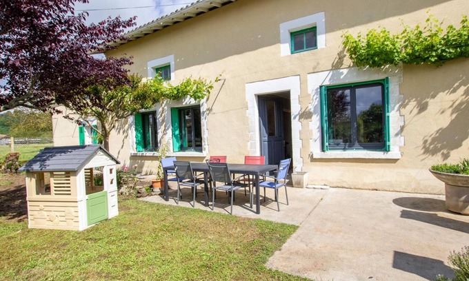 Sourzac Cottage | Renovated Country House in Sourzac