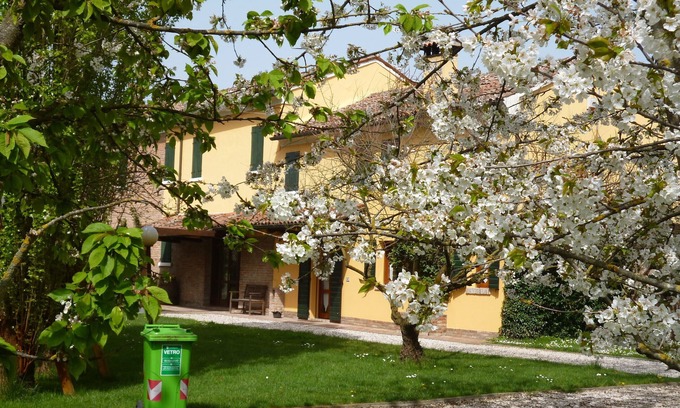 Bagnolo di Po House | Renovated country house with 3 bedrooms, for 5 people.