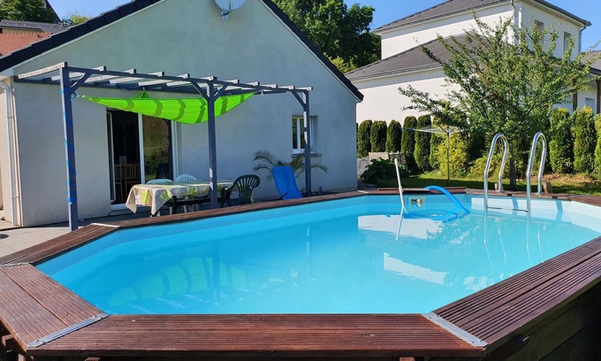 Montfaucon House | Rent 2 private rooms in house with swimming pool.