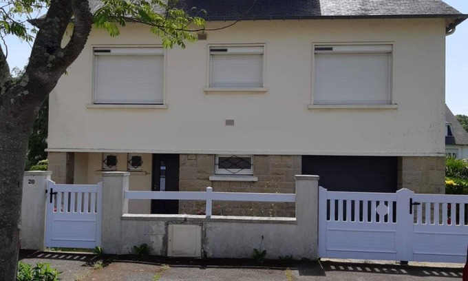 Le Rosais-La Flourie House | Rent family house 3 bedrooms, sleeps 7, 300 m plage des fours à chaux