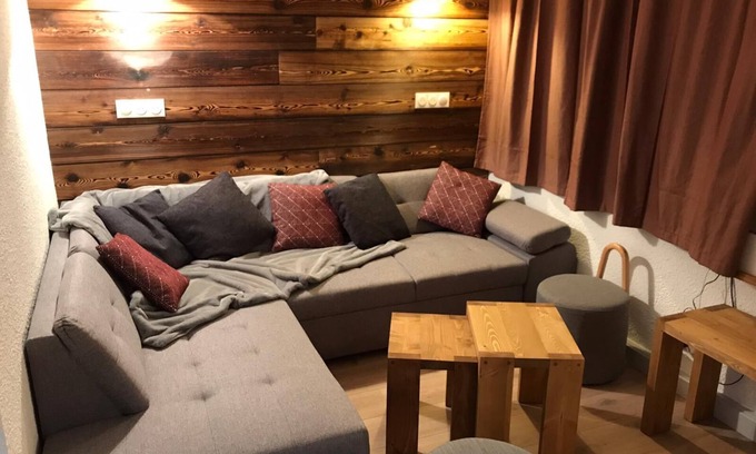 Plagne 1800 Apartment | Rent from Sunday to Sunday, to avoid Saturday traffic!