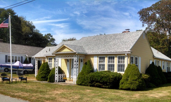 Niantic Cottage | Rental Black Point Beach, Niantic, 2 bedroom, Ocean Views steps to ocean