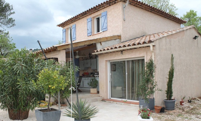 Gareoult Apartment | renting an equipped studio