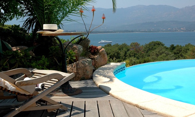 Porto-Vecchio House | Renting mini-villa with pool, bordering the sea, magnificent panoramic view