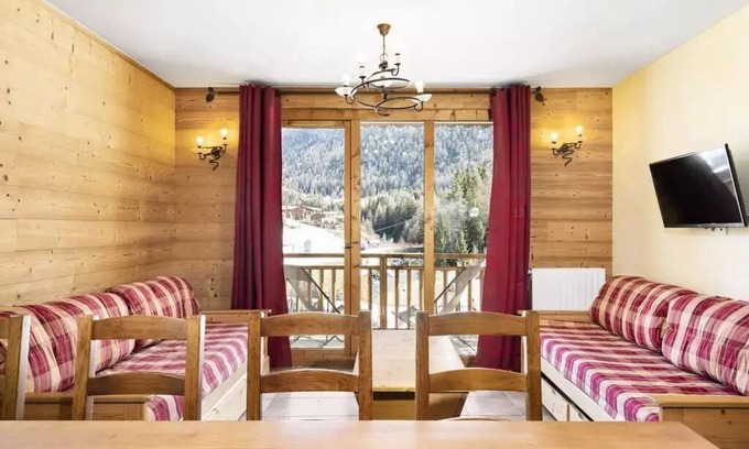 Lanslevillard Apartment | Residence Les Balcons de Val Cenis Village * - 2 Room Apartment 2/4 People