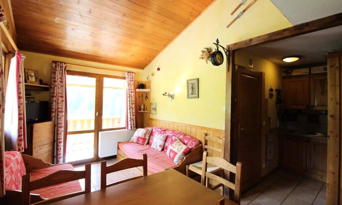 Lanslevillard Apartment | Residence Balcons De Val Cenis Haut - 3 Rooms for 6 People