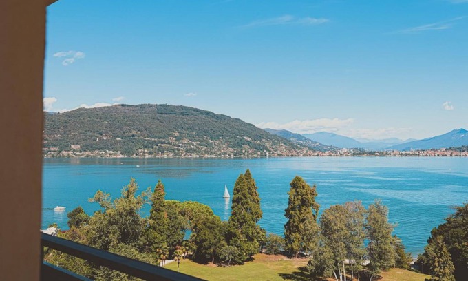 Baveno Apartment | Residence Carl and Do four-room apartment Quadrilo Lake View for 7 people