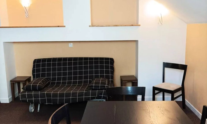 Jausiers Apartment | Residence Chateau Des Magnans Bat C - 4 Rooms for 8 People