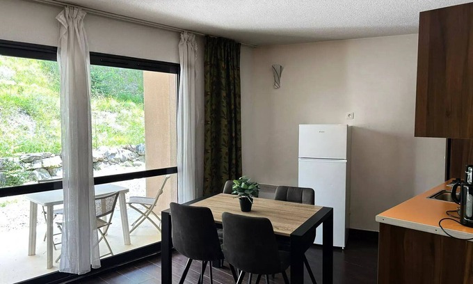 Jausiers Apartment | Residence Chateau Des Magnans Bat D - Studio for 4 People