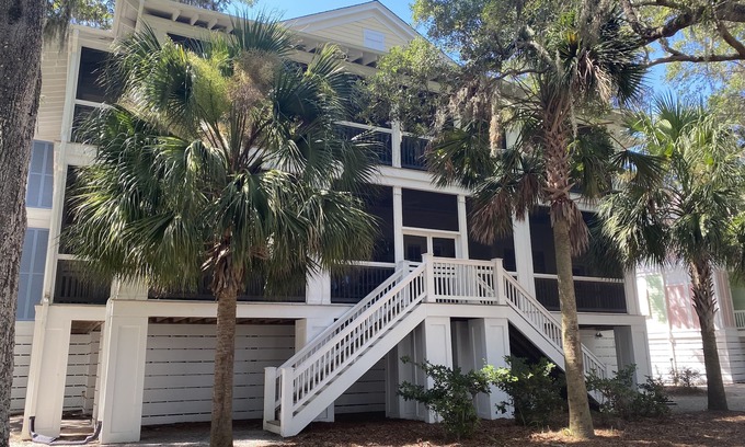 Melrose on the Beach Villa | Residence Club Villa With Cottage Cart & Ground Transportation Included