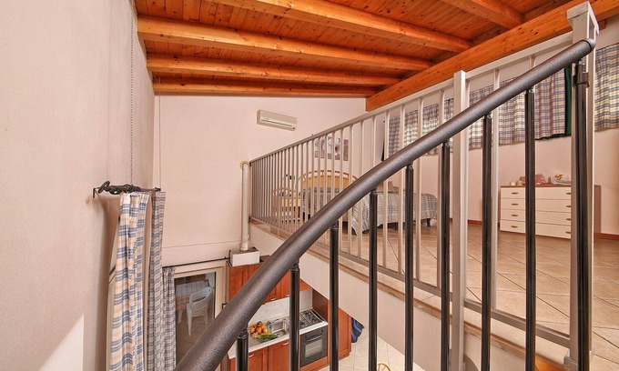 Cunettone-villa House | RESIDENCE IL COLOMBARO ~ B THREE-ROOM APARTMENT C FIRST FLOOR