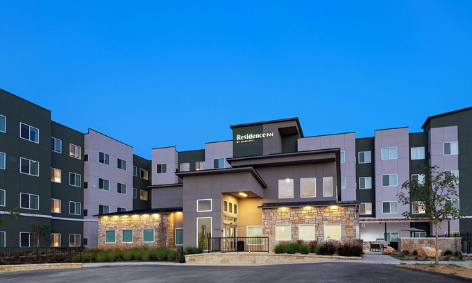 Georgetown Hotel | Residence Inn by Marriott Georgetown