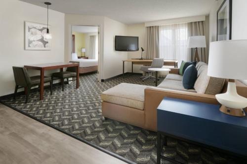Dallas Hotel | Residence Inn Dallas Addison/Quorum Drive