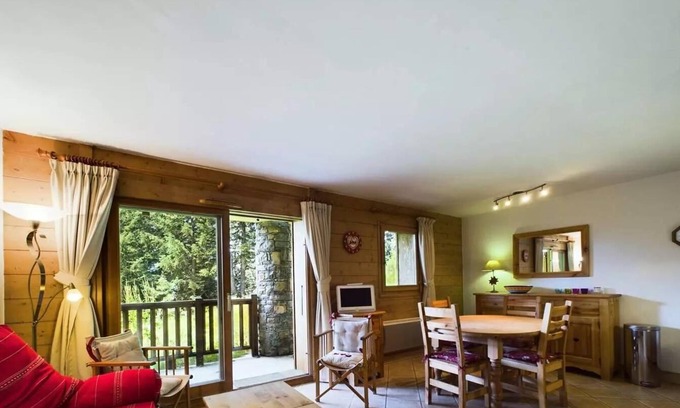 Les Eucherts Apartment | Residence L'igloo - AGREABLE 3 CALME PARTS