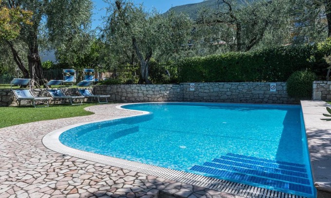 Malcesine Apartment | Residence La Pergola monolocale uno