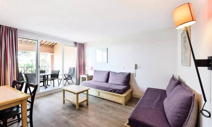 Giens Apartment | Residence La Pinède - maeva Home - Selection 1 bedroom apartment (5 people)
