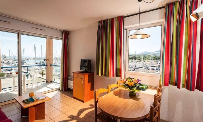 Plage d'Argeles Apartment | Residence Mer & Golf Port Argelès* - 3 Rooms 6 People - Mountain Side