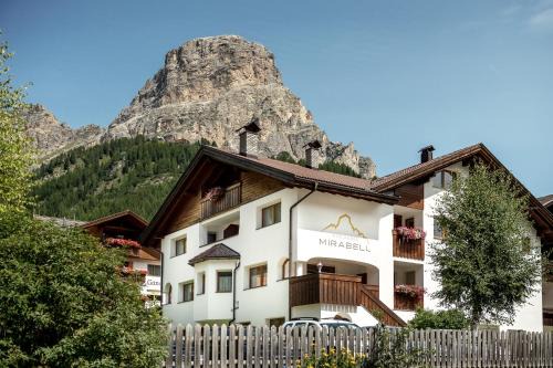 Colfosco Apartment | Residence Mirabell