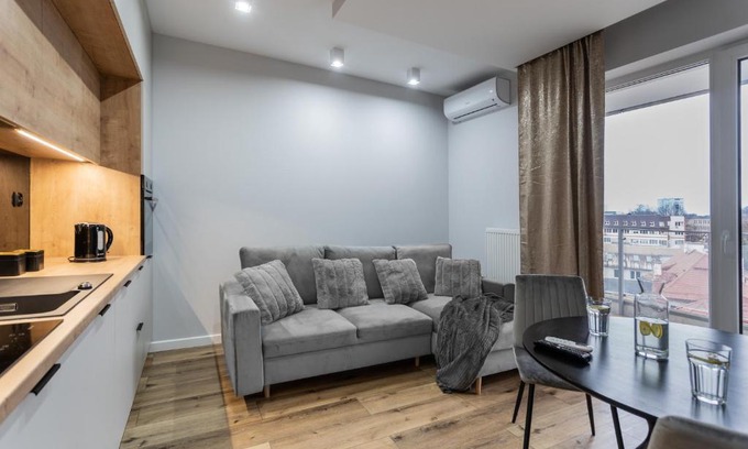 Bialystok Apartment | ResiNest Apartamenty Monte Cassino 3