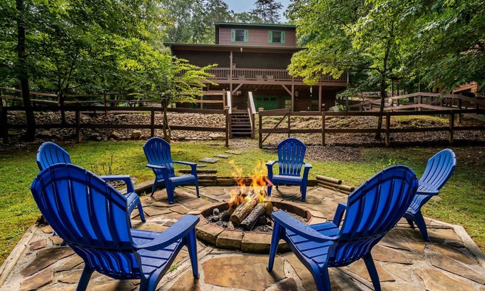 Ellijay Cabin | Resort Cabin, Deer Views, FirePit, Top Reviews