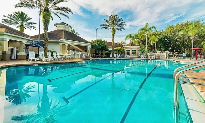 Windsor Palms Condo | Resort condo near Disney with pool, hot tub, tennis, central AC, & washer/dryer