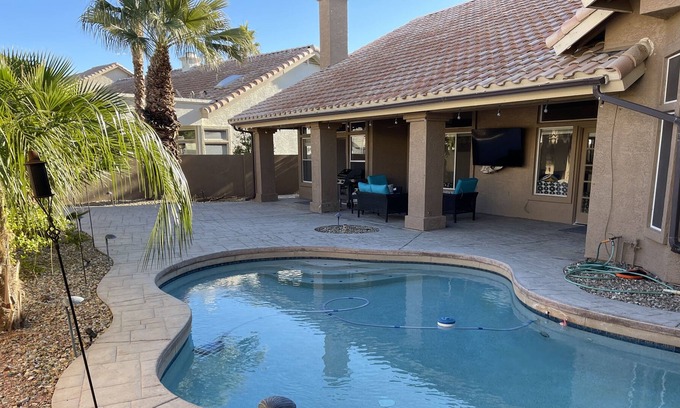 Foothills House | RESORT-LIKE! PERFECT GETAWAY!